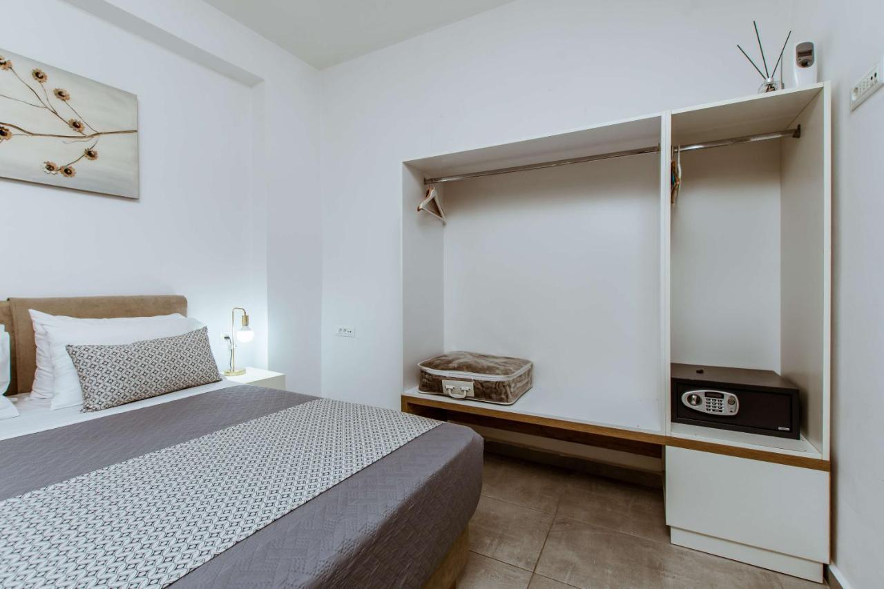 Deluxe Hotel Hriszí Aktí Haniá Kültér fotó
